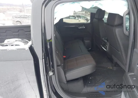 2024 Chevrolet Silverado 1500 4Wd Short Bed High Country z USA, uszkodzony, nr VIN 1GCUDJEL7RZ305020